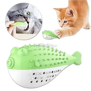 Brosse à dents pour chat sous forme de poisson