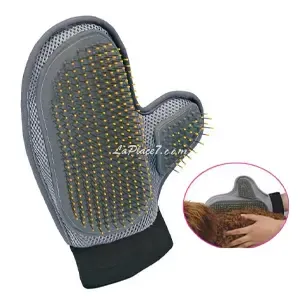 Gant brosse pour chien et chat