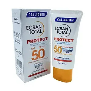 Ecran total pour tous types de peaux, Crème hydratante non grasse et non collante, Water resistant, Hypoallergénique, SPF 50+, Protect, Calliderm, 50ml